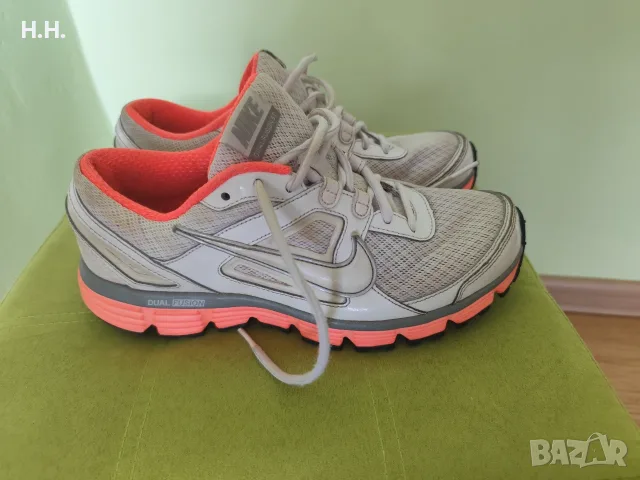 Дамски маратонки Nike