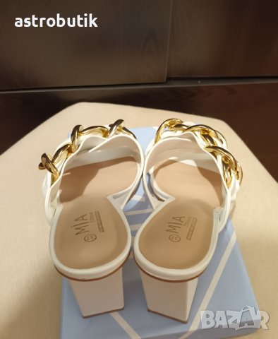 Бели чехли с метални елементи-намаление!, снимка 6 - Чехли - 42706186