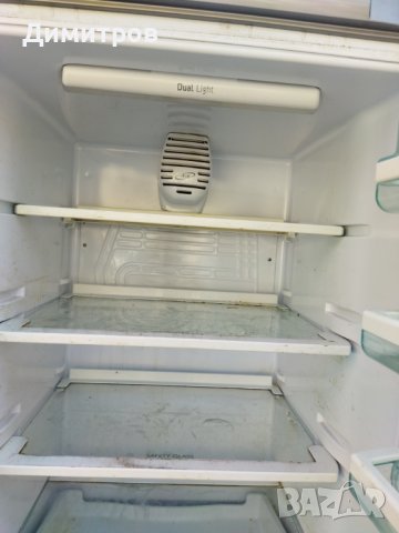 Хладилник за ремонт или части, снимка 9 - Хладилници - 41939586