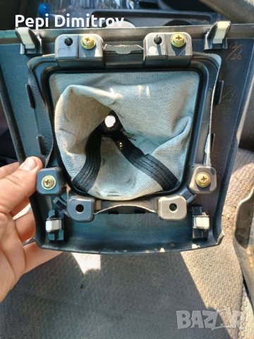 Кожа скоростен лост за Mazda 5 Minivan I (02.2005 - 12.2010) 