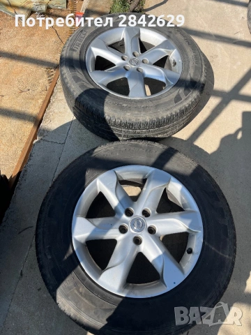 Гуми 225 45 17 и 235 70 18, снимка 2 - Гуми и джанти - 53738502