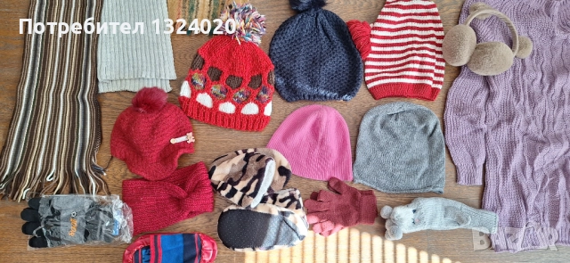 Голям лот зимни дрехи шалове шапки за момиче всичко за 5лв общо, снимка 3 - Други - 51888879