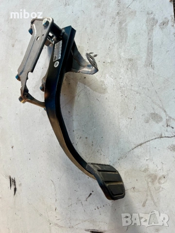 Педал спирачка Рейндж Роувър Range Land Rover Sport L320, снимка 2 - Части - 53848868