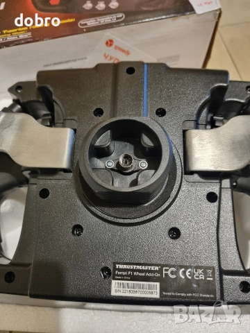 волан thrustmaster Ferrari F1 Wheel Add-On за PlayStation 5, PlayStation 4, Xbox, PC, снимка 3 - Аксесоари - 53786867