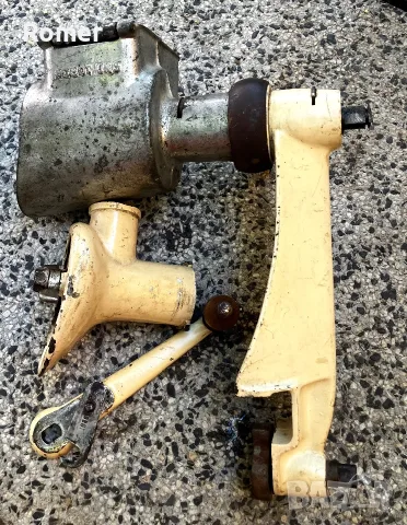 Ретро мелница Robot UKS Czechoslovakia, снимка 2 - Антикварни и старинни предмети - 55940246