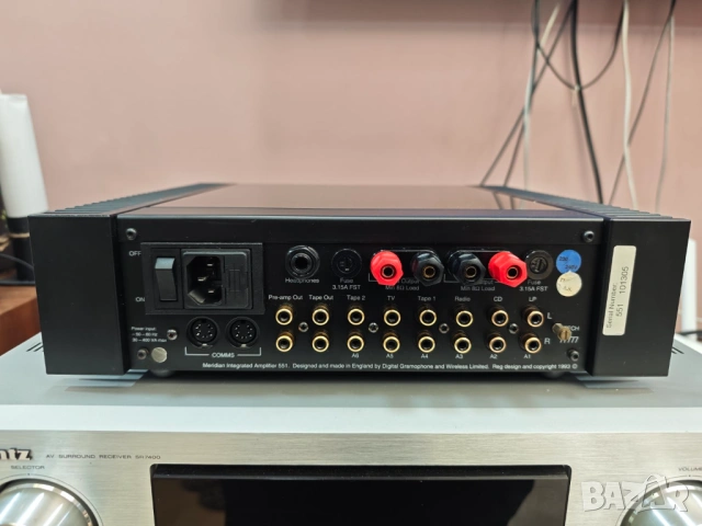 Интегриран усилвател Meridian 551 – High-End British Hi-Fi, снимка 3 - Ресийвъри, усилватели, смесителни пултове - 52934842