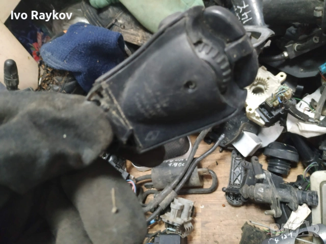 Лостче аудио управление Renault Kangoo , Megan , 8200248705, снимка 3 - Части - 53620264