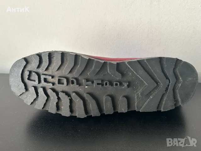 Соц Туристически Обувки Спортпром Планинарски, снимка 9 - Антикварни и старинни предмети - 49093898
