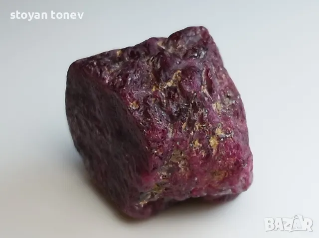 Самороден рубинен кристал с наситен цвят - 55кт.! Нетретиран! Нов!, снимка 7 - Други - 49832574