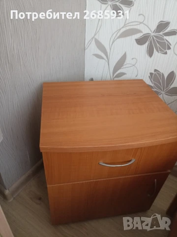 Комплект легло,скрин и нощно шкафче , снимка 3 - Спални и легла - 51014059