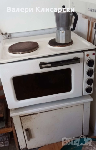 Шкафче за Печка Раховец, Капак