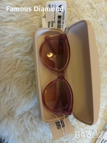 Liu Jo слънчеви очила с твърд калъф