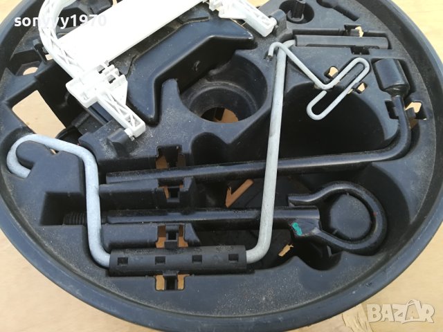 RENAULT-КРИК КУКА ТЕГЛИЧ КЛЮЧ ЗА ГУМИ-КОМПЛЕКТ 2309231746, снимка 3 - Аксесоари и консумативи - 42293029