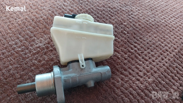 Спирачна помпа+казанче bmw e46 320d, снимка 3 - Части - 53845312