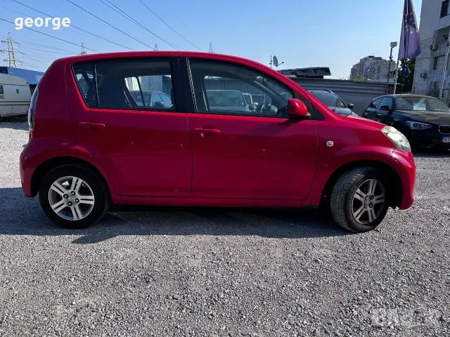Subaru Justy 1.0 Бензин 2009 година 69 к.с., снимка 4 - Автомобили и джипове - 56019700