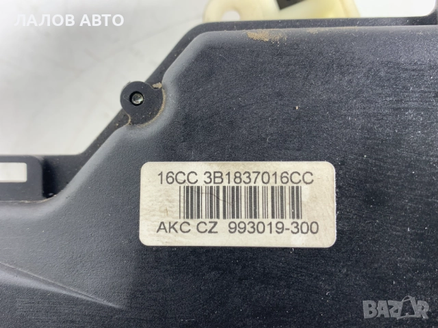 Предна дясна брава Фолксваген Поло Сеат Ибиза Predna Dqsna brava Vw Polo IV Seat Ibiza III 993019300, снимка 4 - Части - 52648249
