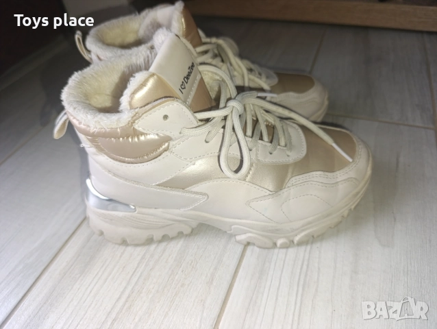 35н DeeZee Страхотни боти, сникърси, зимни кецове , снимка 5 - Детски боти и ботуши - 52349834