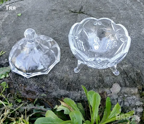 Малка стъклена захарница , снимка 2 - Аксесоари за кухня - 49387971