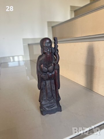 Дървена статуетка , снимка 1