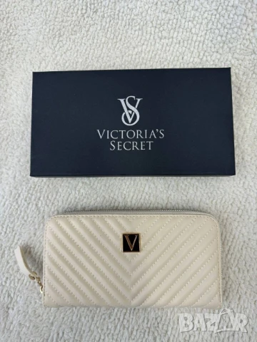 портмонета valentino garavani , снимка 5 - Портфейли, портмонета - 50659694