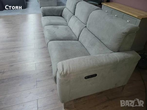 Сив диван от плат четворка с електрически релакс механизъм, снимка 8 - Дивани и мека мебел - 44701380