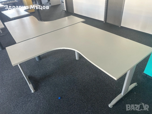 Офис оборудване-бюра 60бр., снимка 2 - Шкафове и рафтове - 53854142