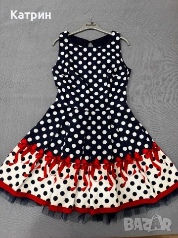 Рокля на точки Junona