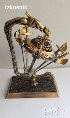 Филигранна пластика от Толедо – бронз и стомана, невероятно красив, снимка 7 - Антикварни и старинни предмети - 51643448
