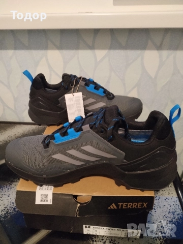 Adidas Terex Swift-R Gore-tex 42 номер, снимка 7 - Спортни обувки - 52254441