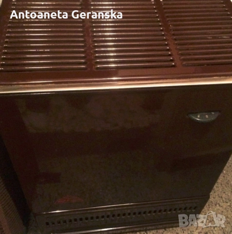 Нафтова печка в много добро състояние, снимка 2 - Отоплителни печки - 53740619