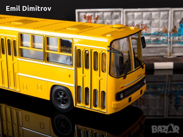 Умален модел на автобус Ikarus-260, в мащаб 1:43, снимка 5 - Колекции - 34843387