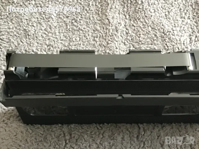 Видеокасета '' ЖИВОТЪТ Е ГАДЕН '' VHS, снимка 5 - Други жанрове - 48488932