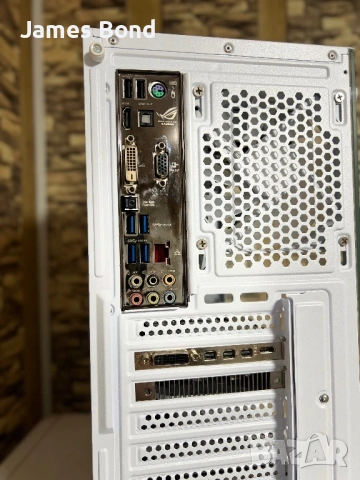 Компютър , снимка 10 - Геймърски - 53465883