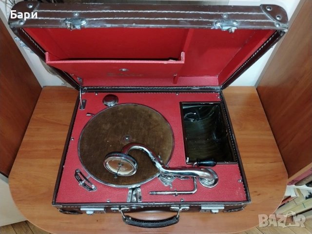 Стар преносим грамофон с манивела ELITE, снимка 2 - Колекции - 53028169