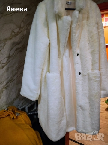 Ново дамско пухено палто+Подарък пухен шал, снимка 9 - Якета - 52025614