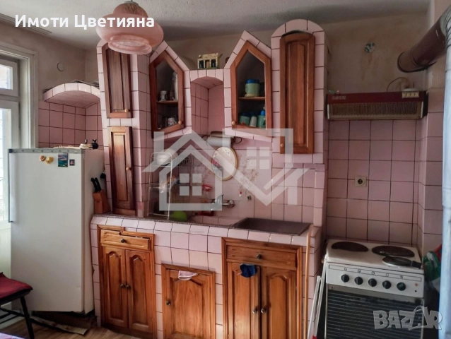 Многостаен апартамент с механа, гараж и двор в Нова Загора, снимка 4 - Апартаменти - 52273551