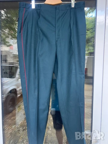 Продавам параден офицерски панталон от соца , снимка 1
