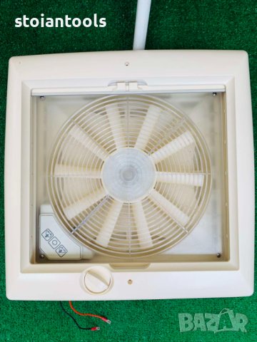 THULE 12V люк с вентилатор каравана кемпер , снимка 1