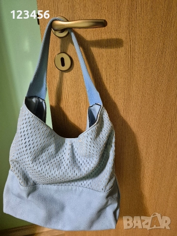 светлосини кожени чанти, снимка 4 - Чанти - 52965289