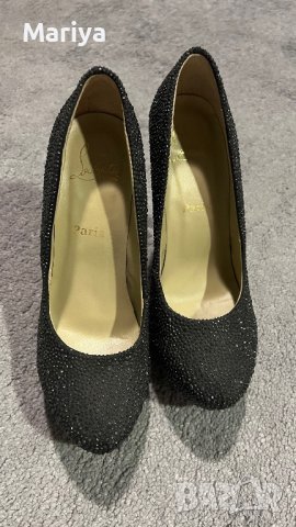 Обувки с камъни Christian Loubotin, снимка 3 - Дамски обувки на ток - 40361443