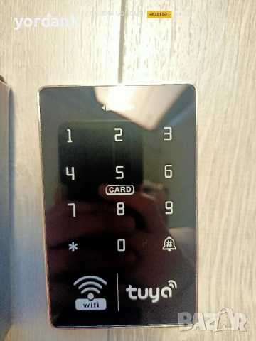 Tuya WiFi RFID сензорна клавиатура за контрол на достъпа двучестотна, снимка 3 - Смарт домашни устройства (Smart Home) - 56154522