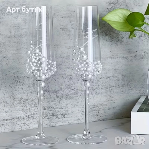 2 броя сватбени чаши , декорирани с  перли, снимка 2 - Декорация - 52585266
