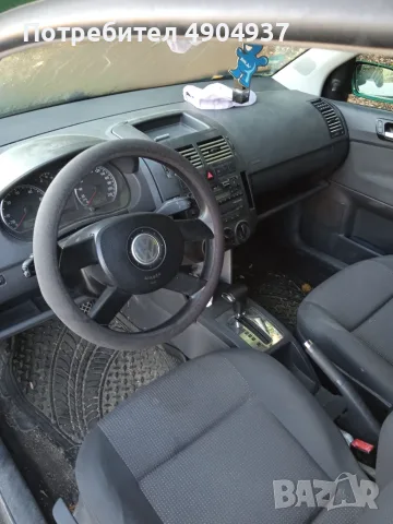 VW POLO 1.4 Бензин, снимка 4 - Автомобили и джипове - 56035353