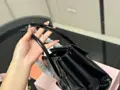 Miu Miu дамска чанта от естествена кожа, снимка 4