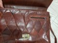 Кожена дамска чанта, снимка 4