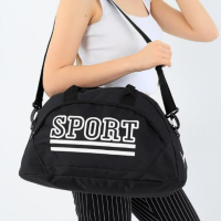 Удобен дамски сак за багаж, подходящ за тренировки S P O R T 39x25x23 см, снимка 2 - Куфари - 44528347