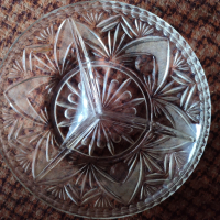 Стъклена чиния за салати , снимка 1 - Чинии - 44918992