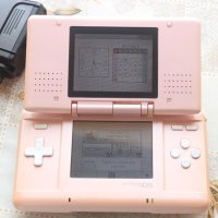 Nintendo DS Original Pink Handheld Console - Нинтендо ДС, снимка 7 - Nintendo конзоли - 38992279