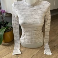 Блузи , снимка 1 - Блузи с дълъг ръкав и пуловери - 34199957