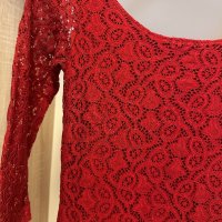 Дантелена червена рокля, размер XS/S, снимка 2 - Рокли - 44390746